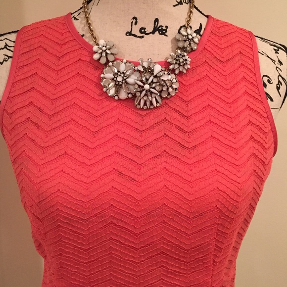 BR coral blouse! - Picture 4 of 5